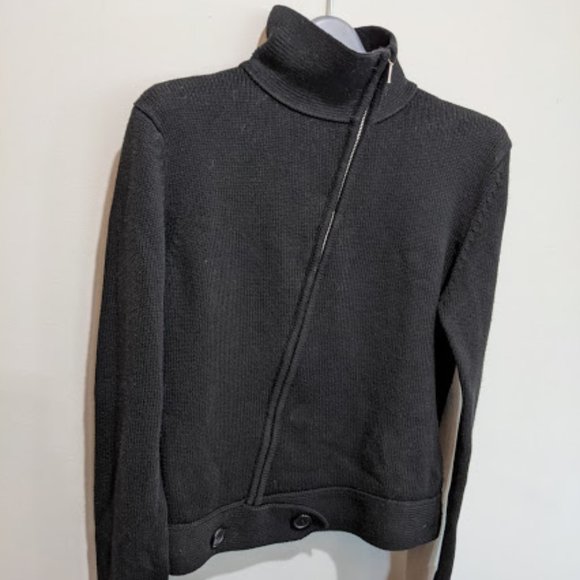 Knit moto style sweater with diagonal zipper - Picture 3 of 6